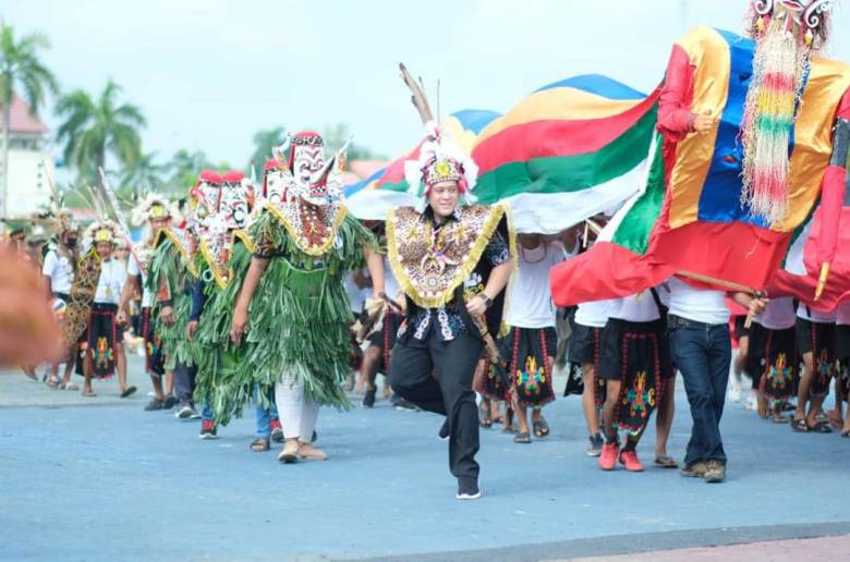 Pesan Yansen TP kepada Warga Dayak (2): Jujurlah dalam Berbangsa dan Bernegara